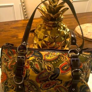 Beautiful floral print design purse /Franco Sarto.